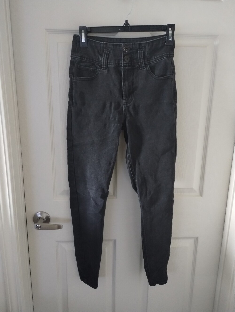 No Boundaries Black High-Rise Skinny Jeans Size 5